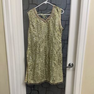 Elegant Gold Sequin Dress